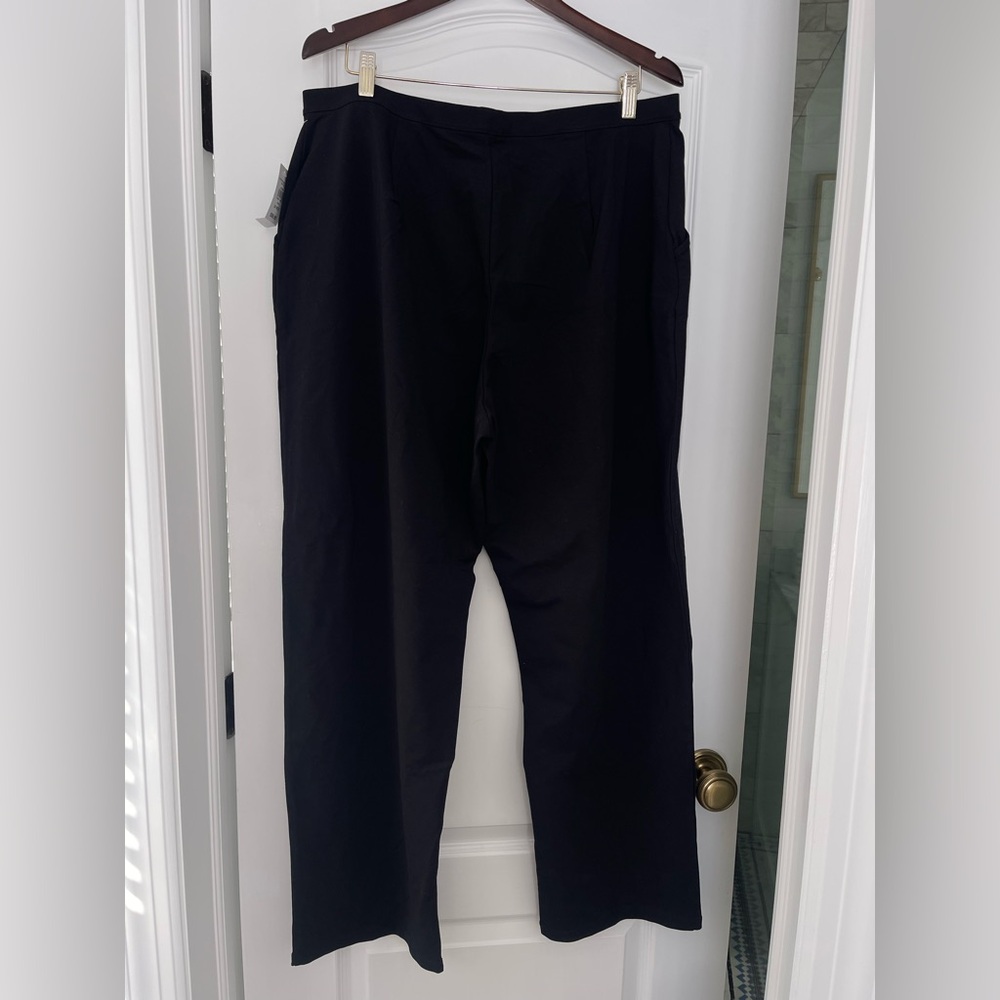 LL Bean Women’s Perfect Pants Straight Leg Black Size 2X Pull On Stretch NWT - Picture 4 of 8